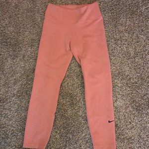 Nike 7/8 length Leggings